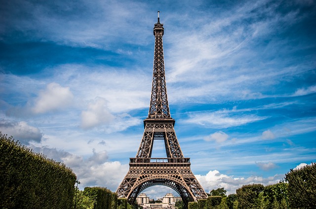Backpacking in Westeuropa Paris Eiffelturm