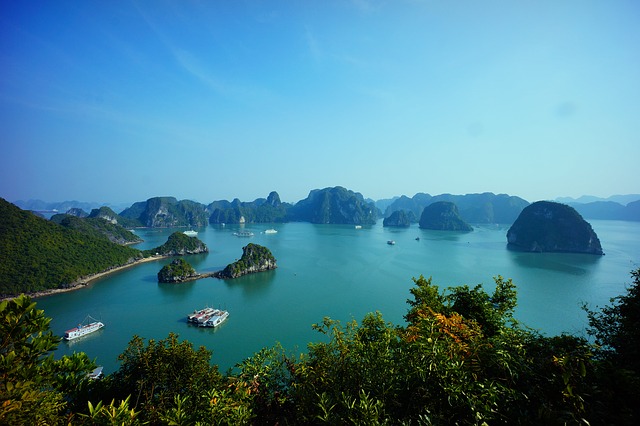 Halong Bucht Backpacking in Vietnam 